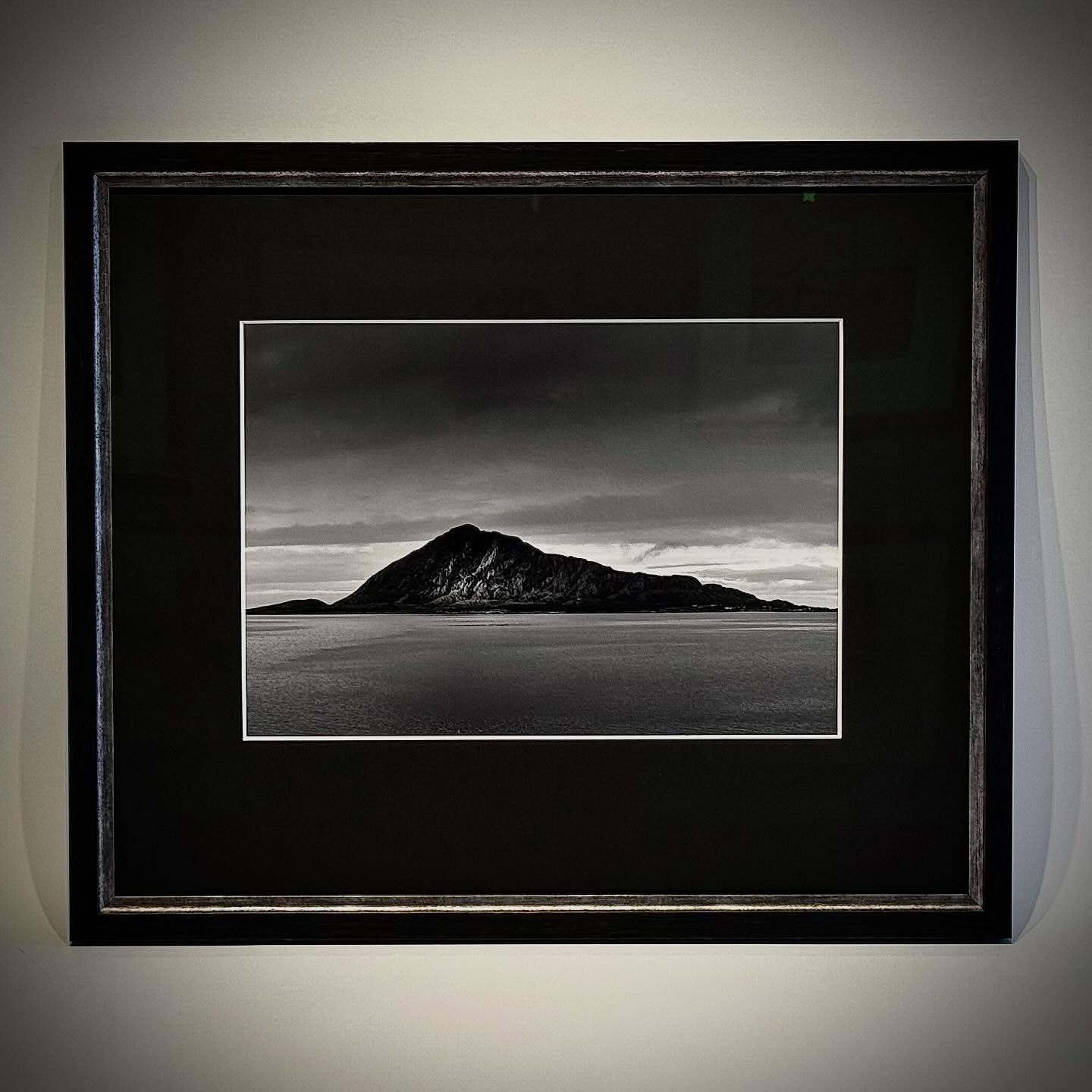 By framing a picture this way, I hope to have created even more drama to the picture, enhancing the artwork. “Inselberg” by Boyd wild.
#norway @bwxx46