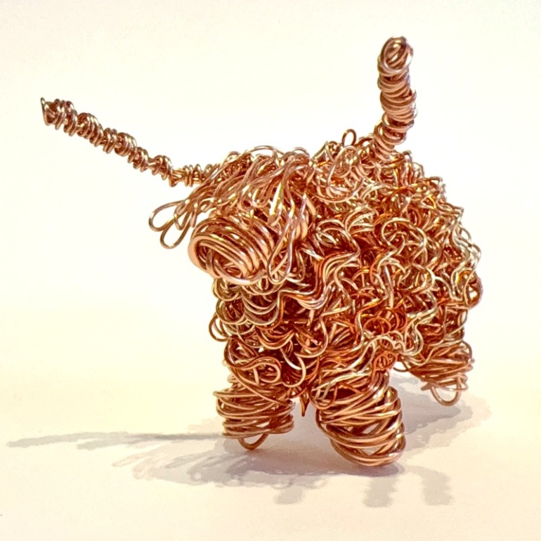 Tweed-Art-Craft-MakerWire-Sculpture-Marion-Boddy-Evans-Highland-Coo